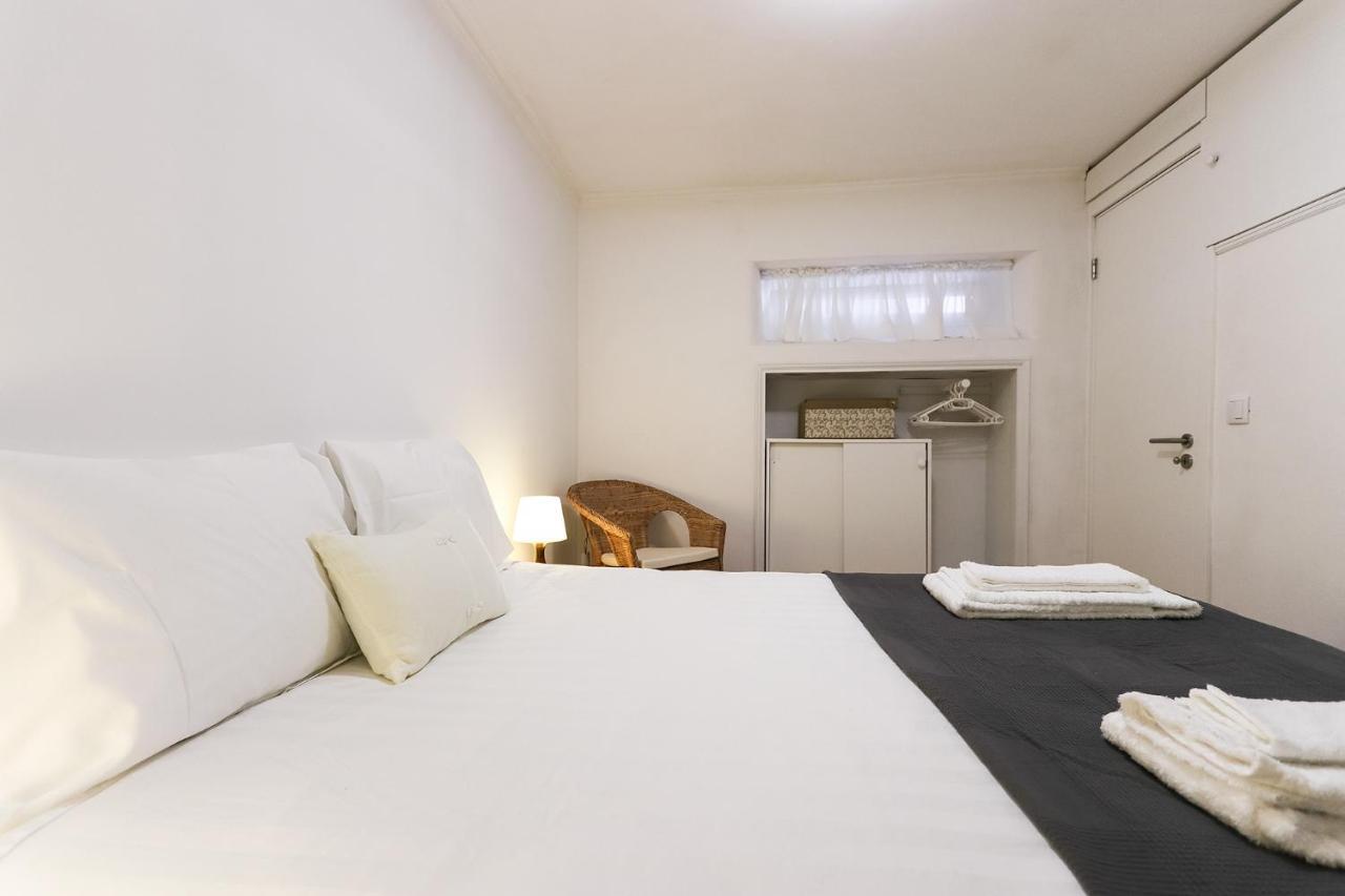 Wal Apartments- 3 Bedrooms With Parking Space Lisbona Esterno foto